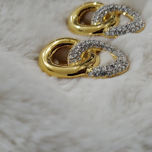 JOAN RIVERS CLASSIC CLIP ON EARRINGS SIGNED INTERLOCKING DOOR KNOCKER - Picture 3 of 8